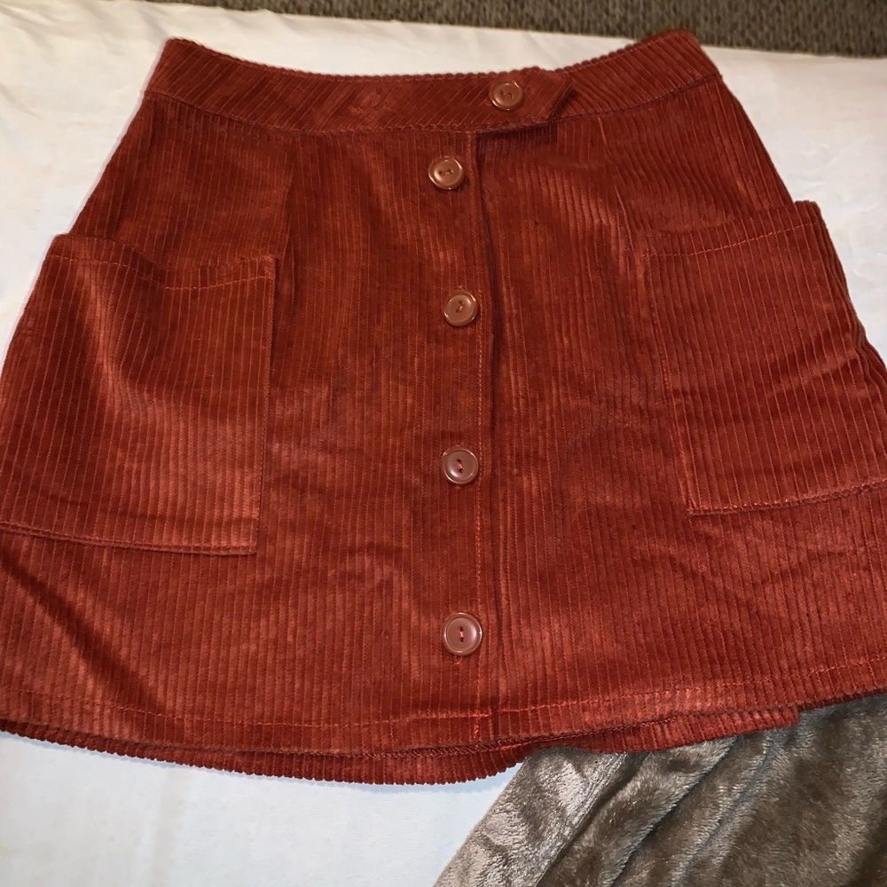 High waisted skirt